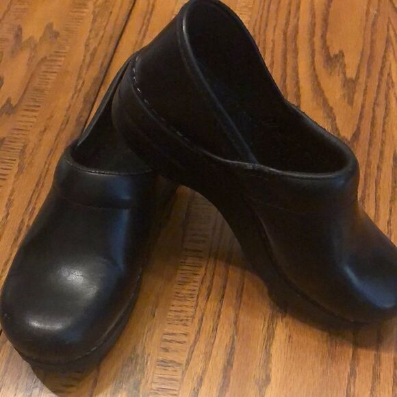 Dansko professional black box clog women’s size 6 - Picture 1 of 8